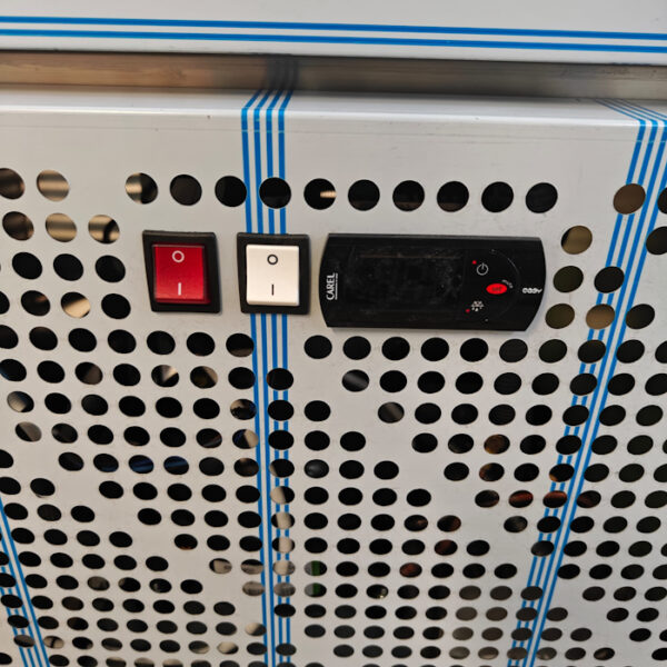 N820 (5) N820 (5)