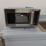 Forno Micro-ondas MD1000, comando digital e temporizador (520x442x312mm)