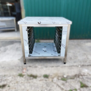 Bancada inox para forno c/ calhas para colocação até 8 tabuleiros GN 1/1 e 60x40cm (900x800x850mm)