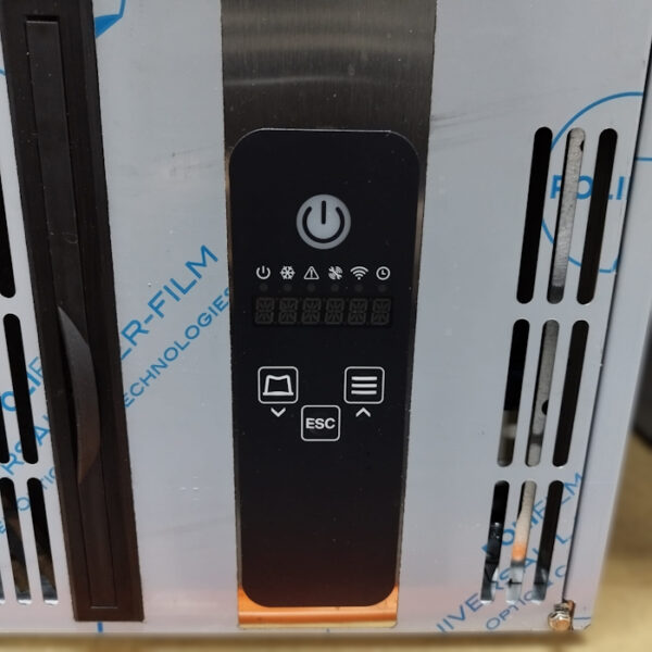 N760 (3) N760 (3)
