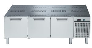 Electrolux Professional E7BAPP0RDX REFRIGERATED BASE WITH 3 DOORS 1600 MM (Code 371123, Alias 9PDX371123)