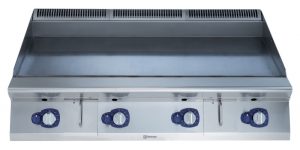 Electrolux Professional E9IIKTAOMII GAS FRY TOP HP SMOOTH PLATE 1200MM-SCRATCH RESISTANT NITROCHROME3 - QMARK (Code 391592)